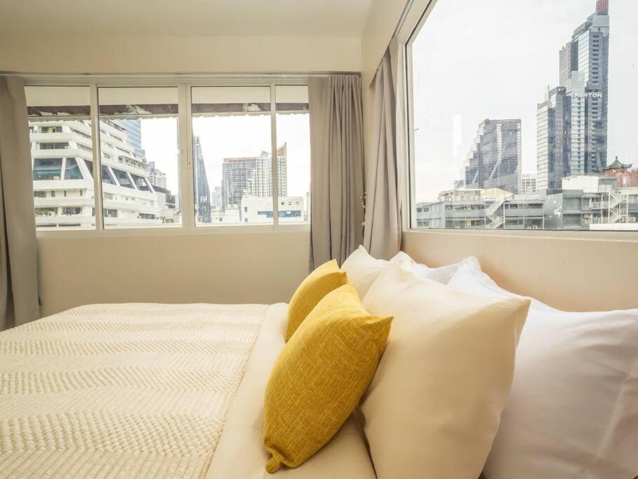 Apartment Luxurious 2-bedroom In Silom Center - 6a *