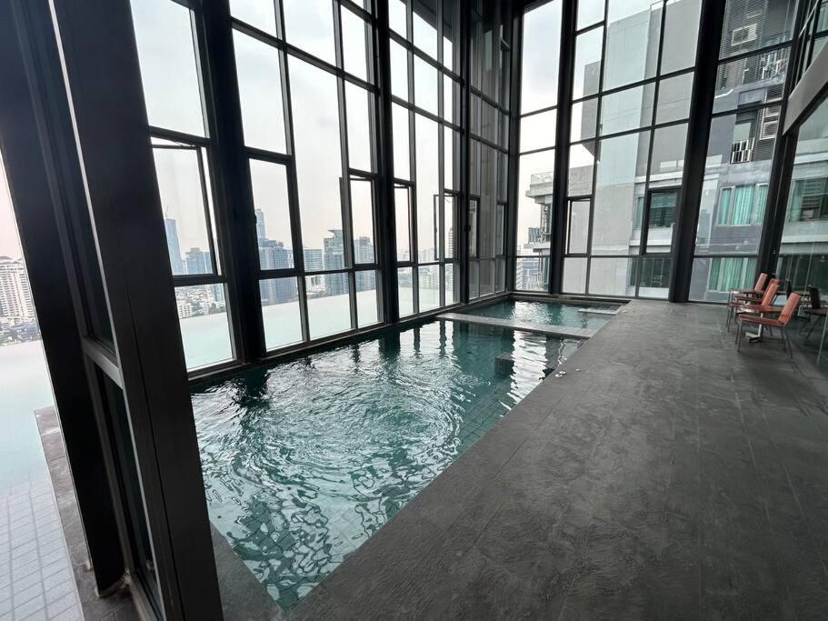 1br At Thonglor Bts Infinitypool Overlooking *