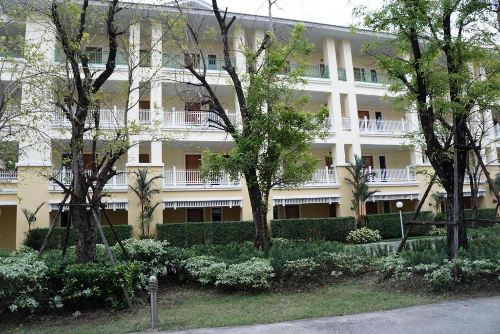 The One Hotel