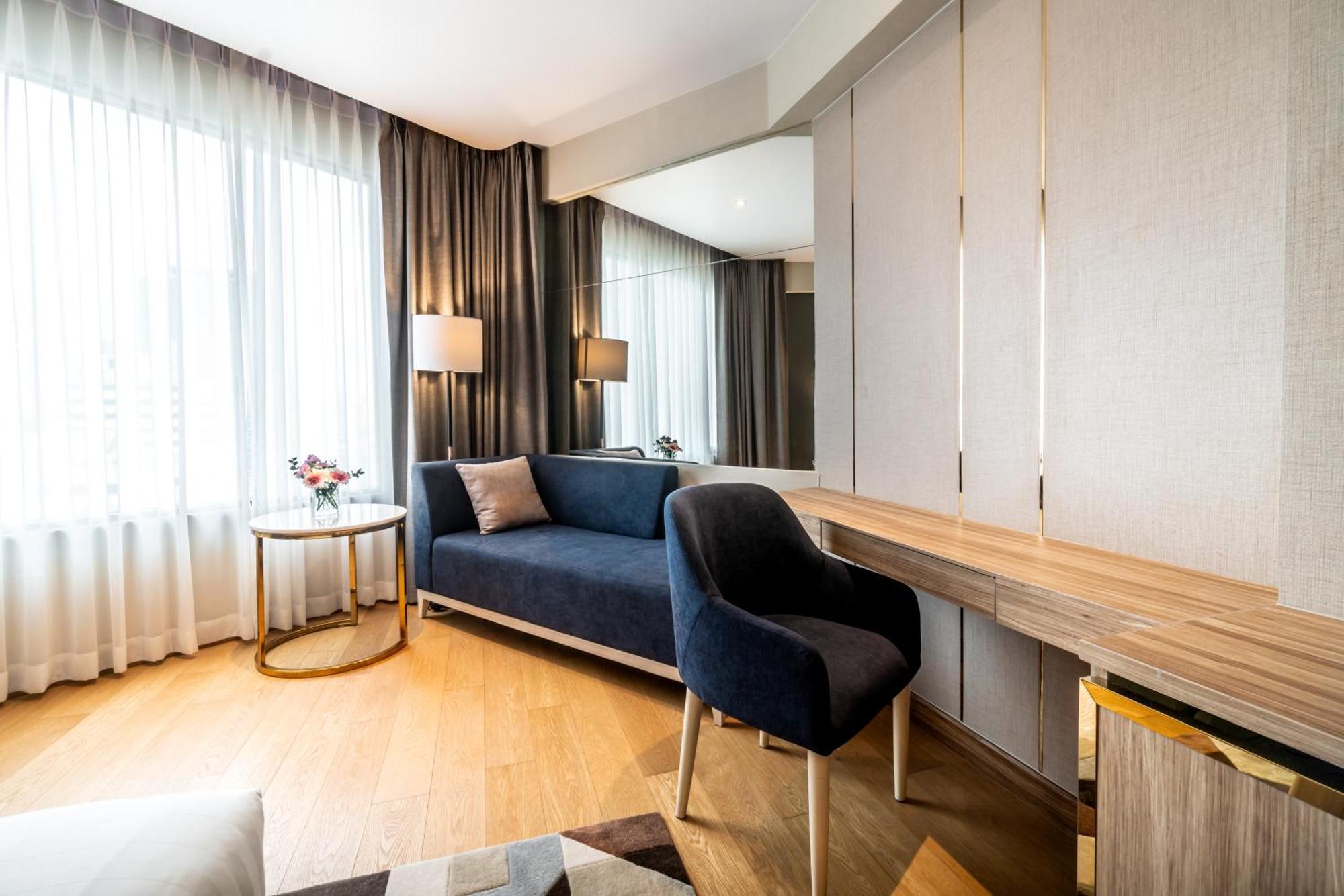 Rembrandt Hotel&suites Sha Plus Certified 4* Bangkok