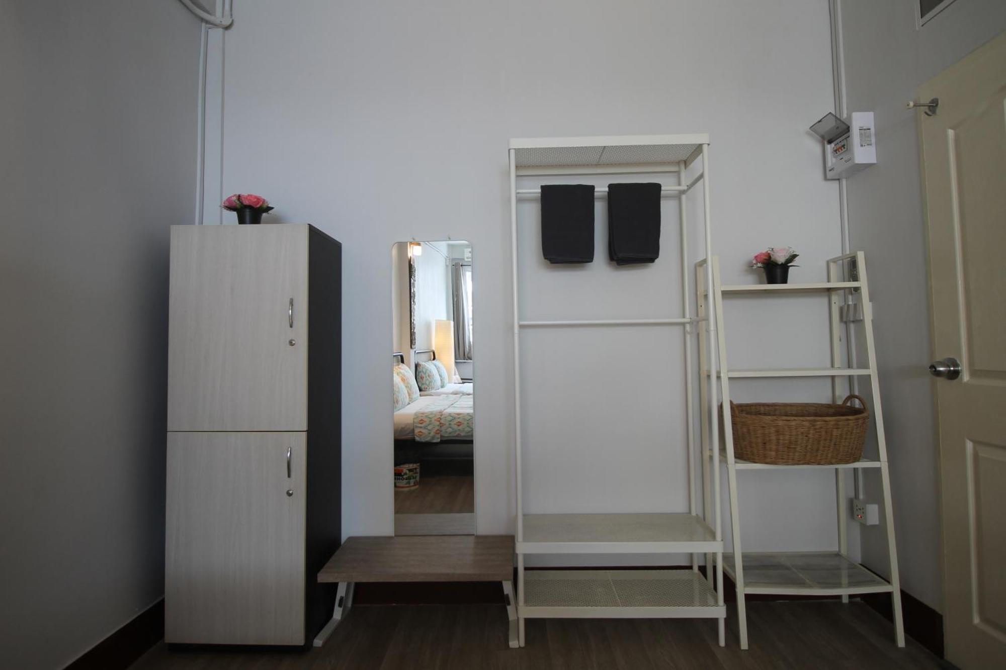 Baan Nampetch Hostel *