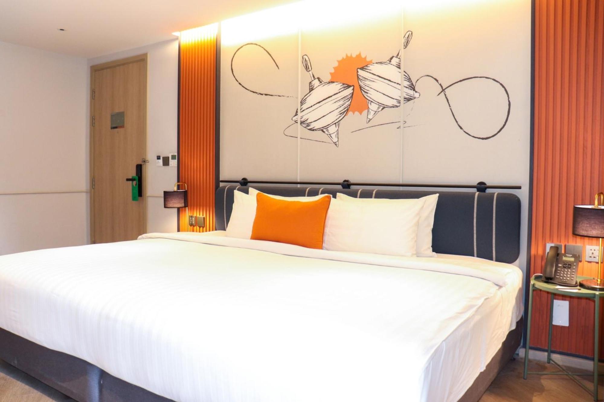 Hotel The Quart Ruamrudee By Uhg Bangkok