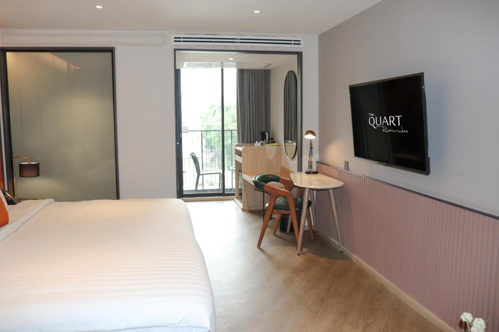 Hotel The Quart Ruamrudee By Uhg Bangkok