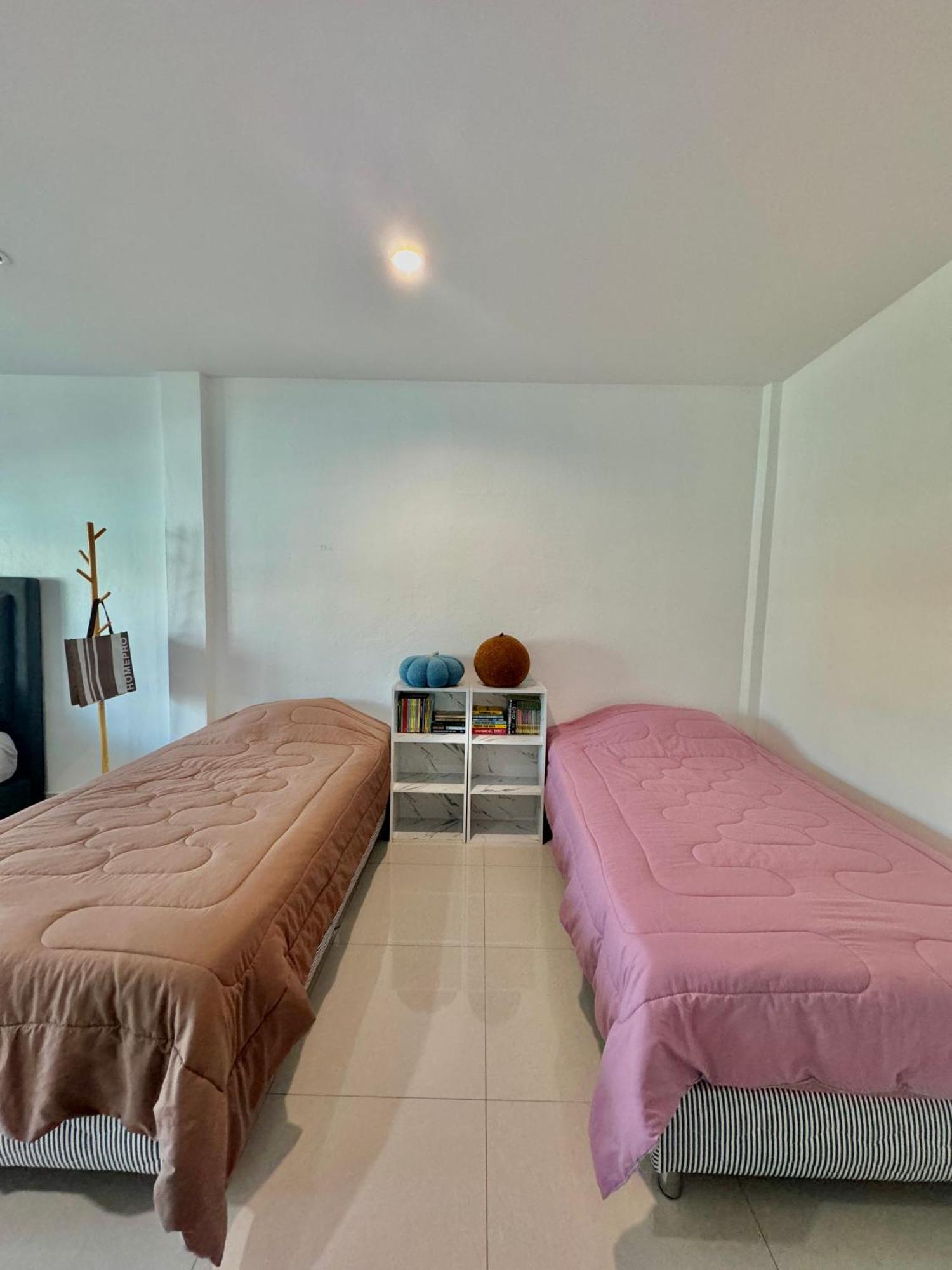 Pinklao Traveler's House Bangkok