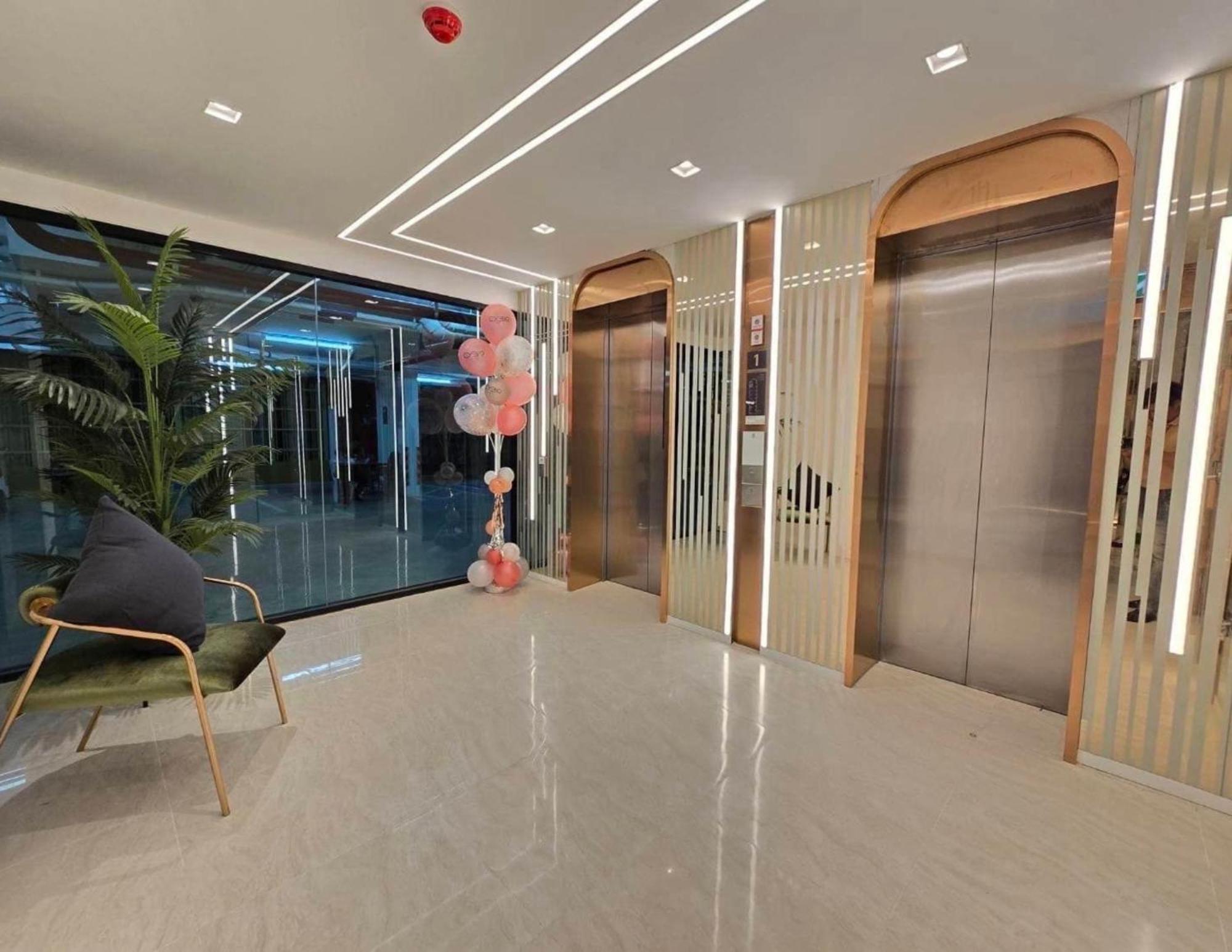 Cybiq Ratchada 32 By Pikul *