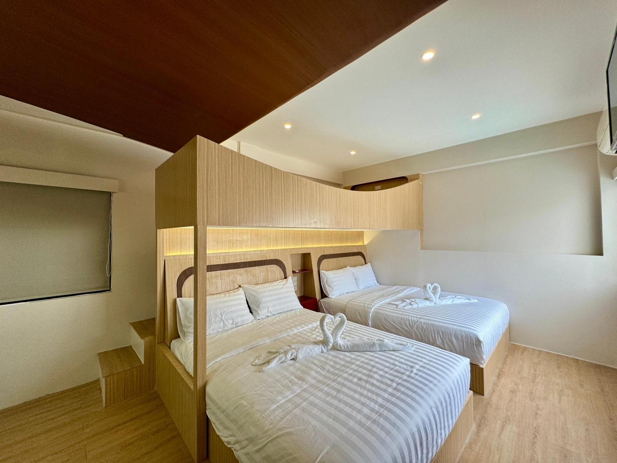 Avalan Phayathai Airport Link Hotel