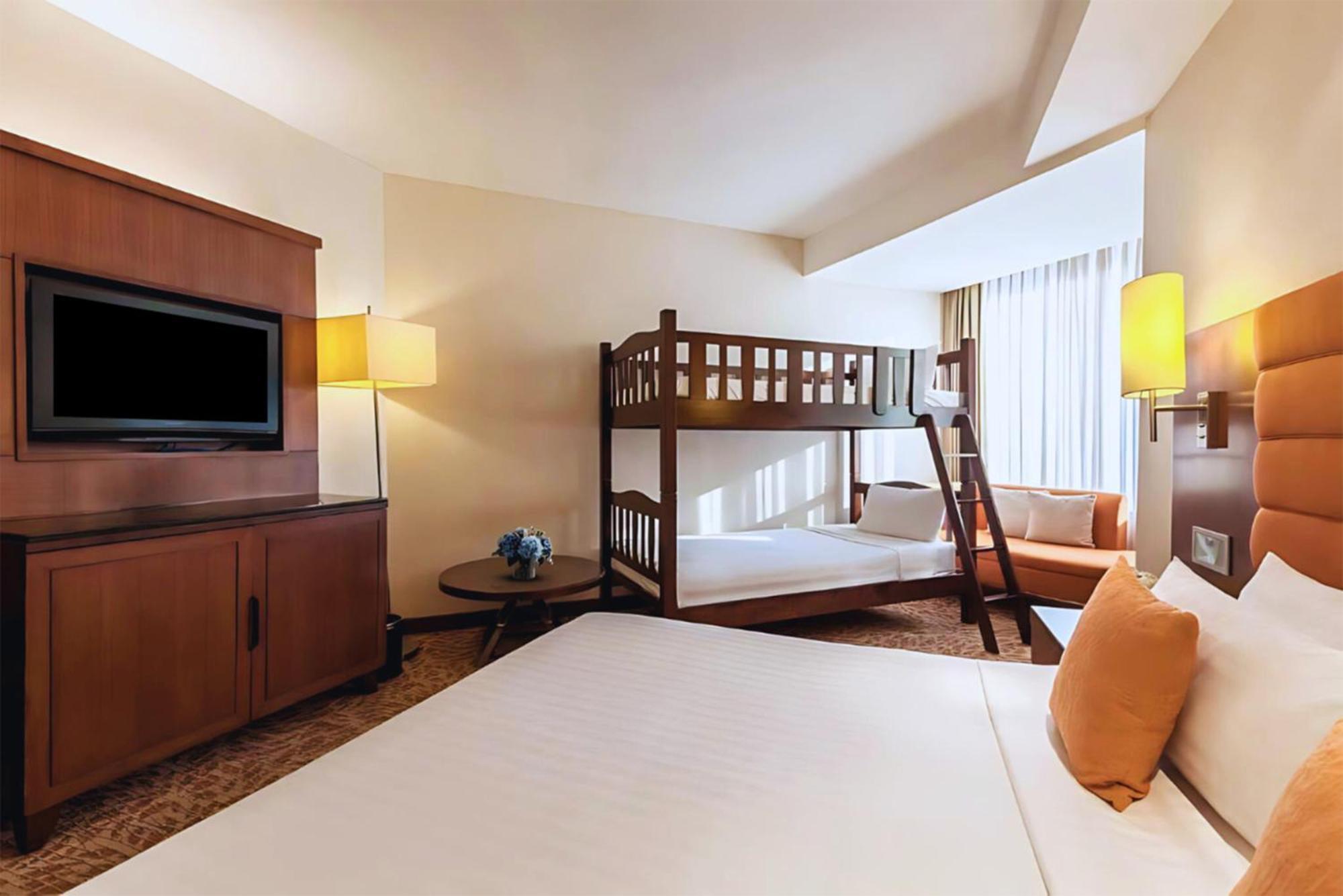 Rembrandt Hotel&suites Sha Plus Certified Hotel 4*