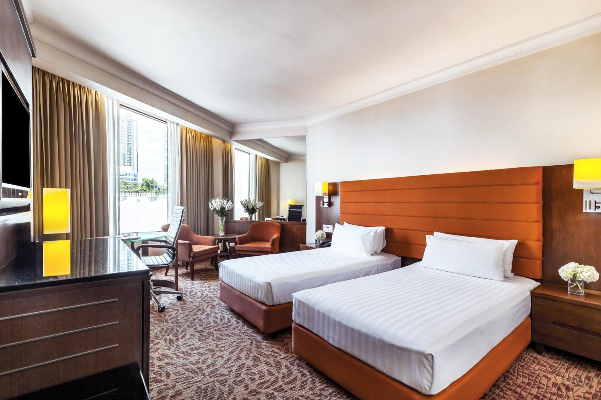 Rembrandt Hotel&suites Sha Plus Certified 4* Bangkok