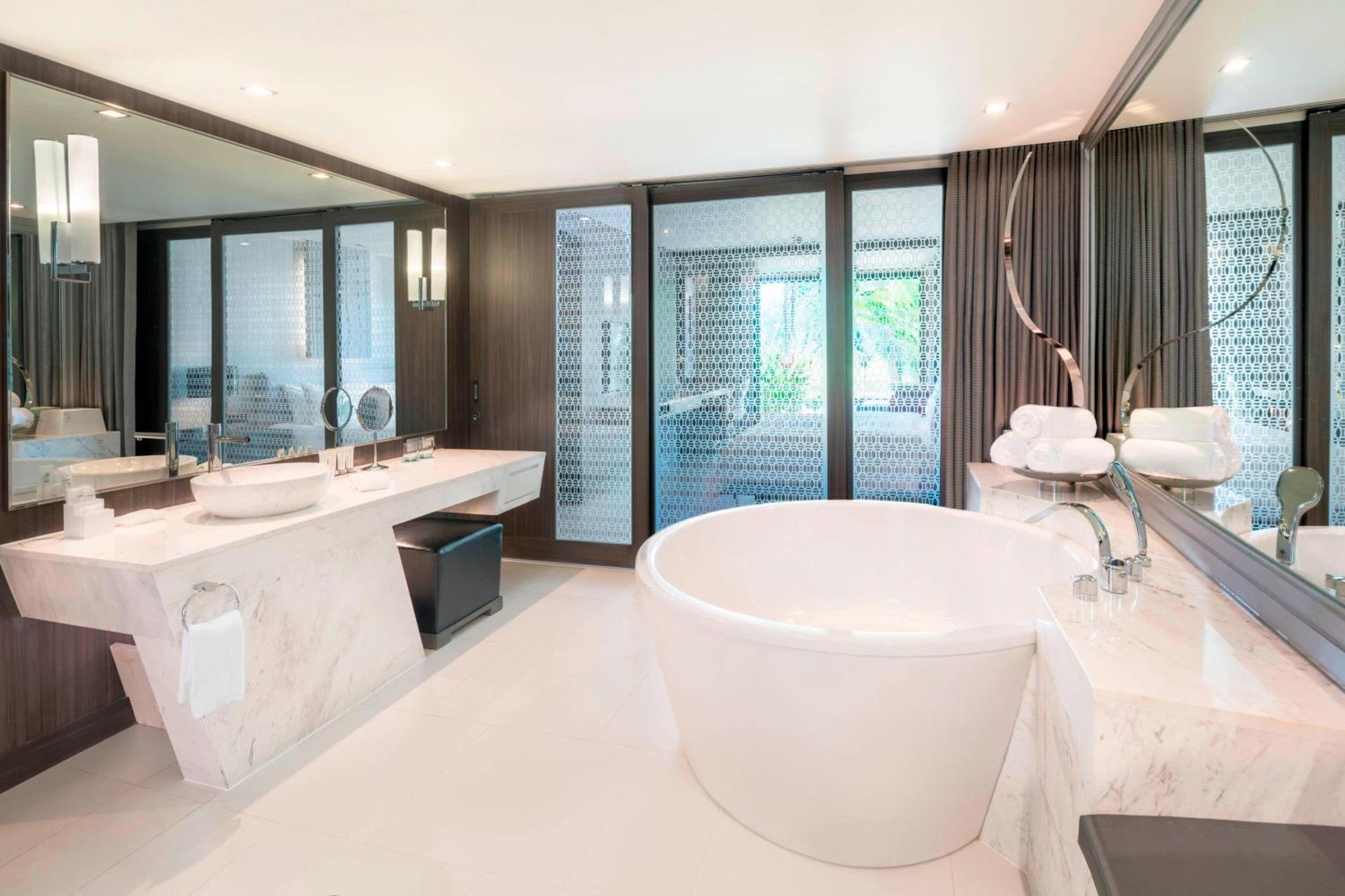 Resort Le Meridien Suvarnabhumi, Golf And 5*