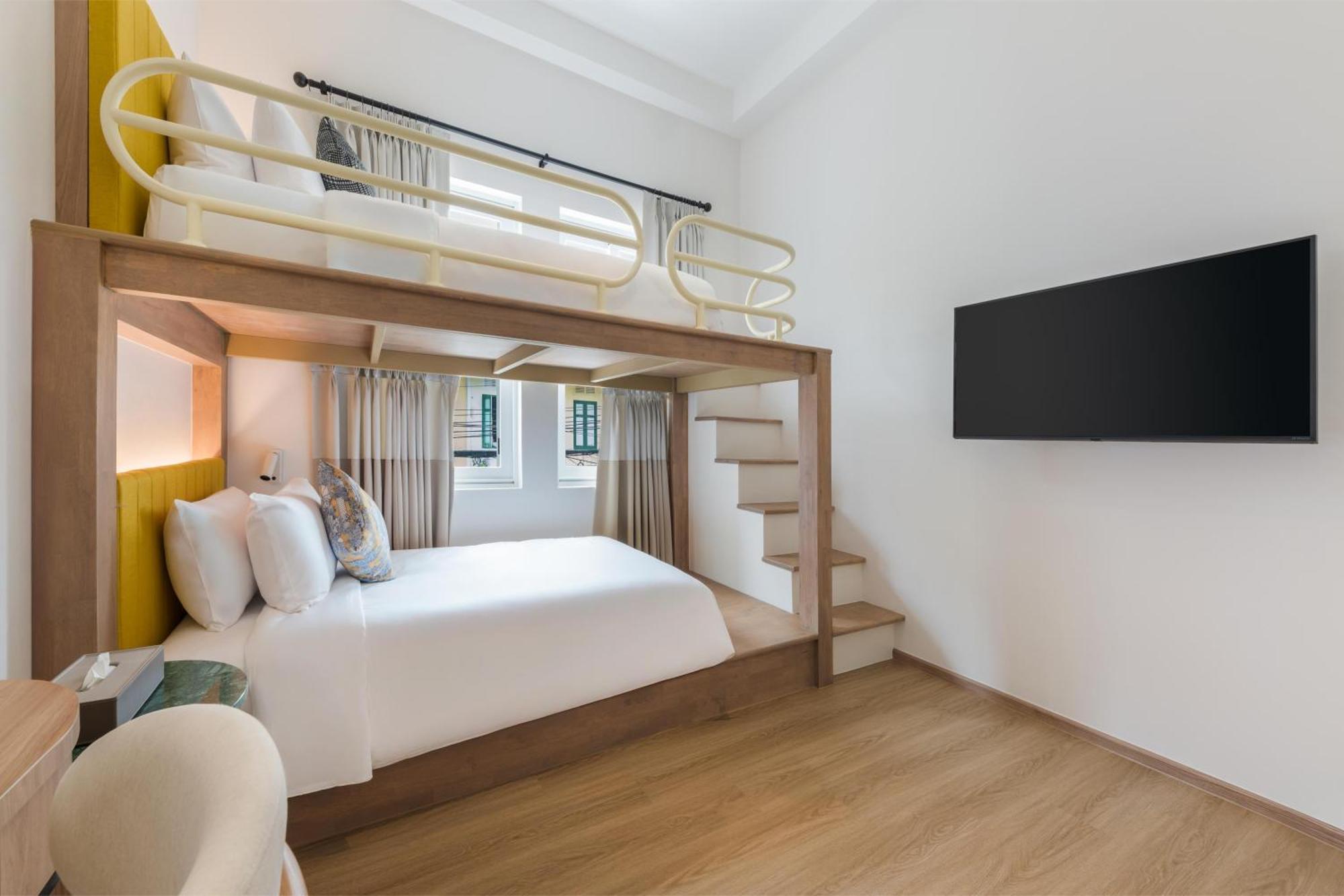 Hotel Upstairs At Ton Ton