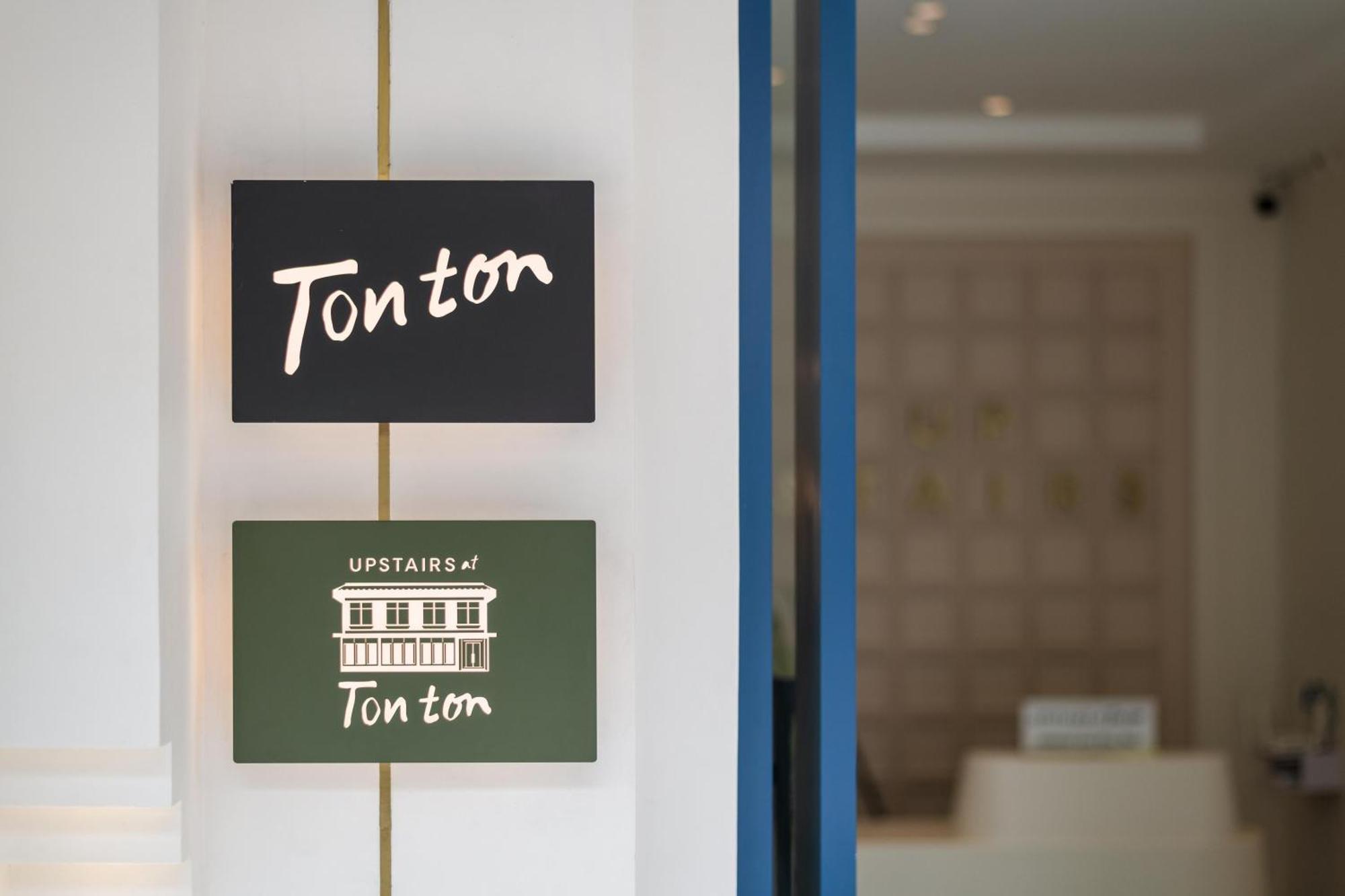 Upstairs At Ton Ton Hotel