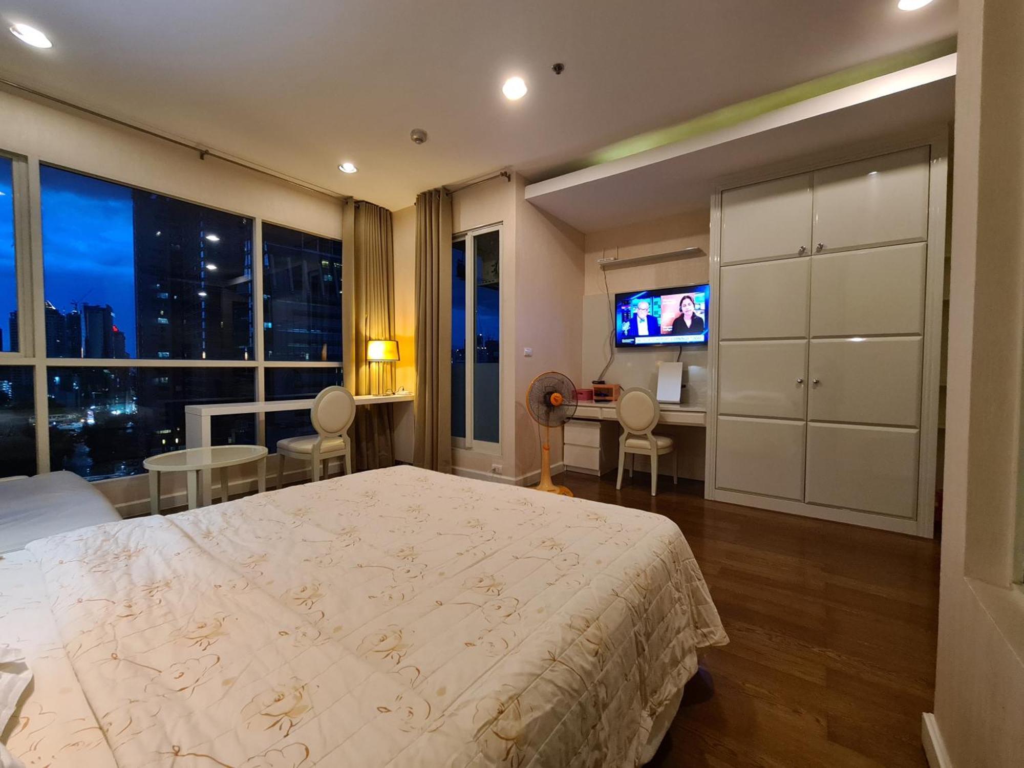 Apartment The Address Chidlom 41sqm 650m Bts Chit Lom *