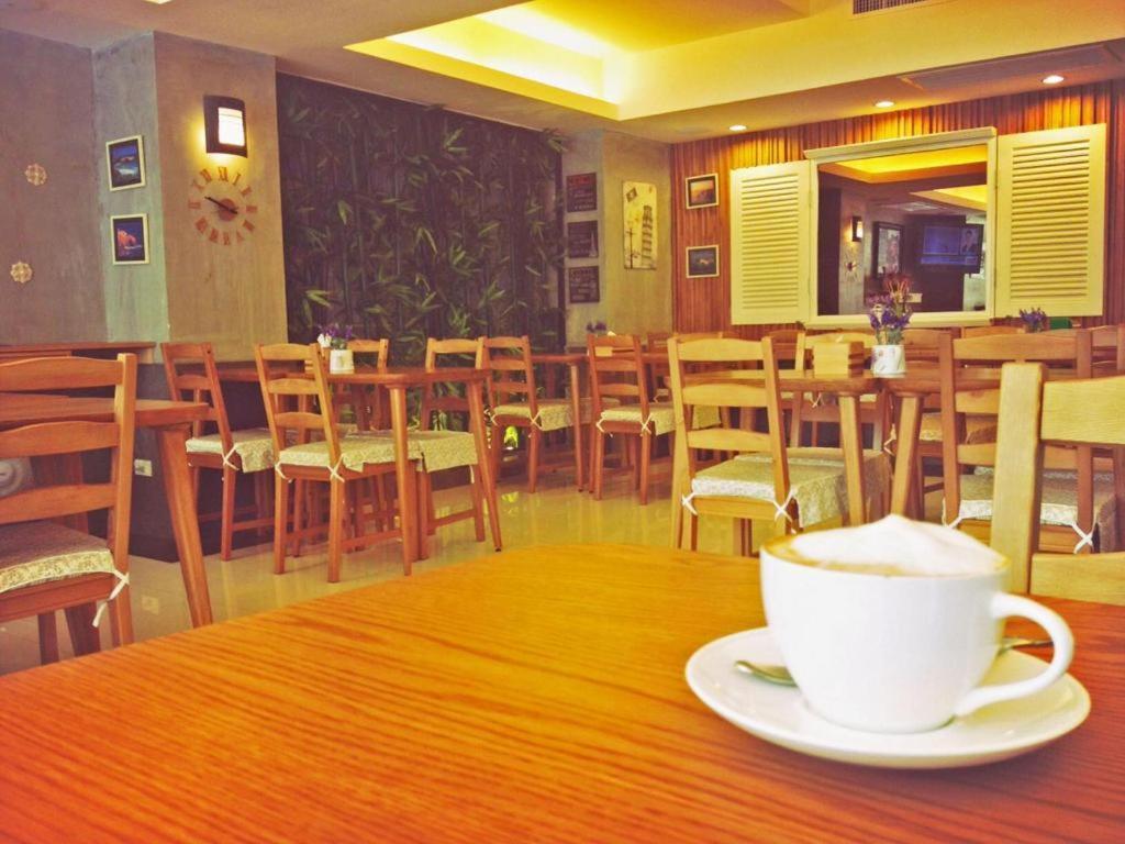 Cozy At 9 And Kitchen Hotel 3*