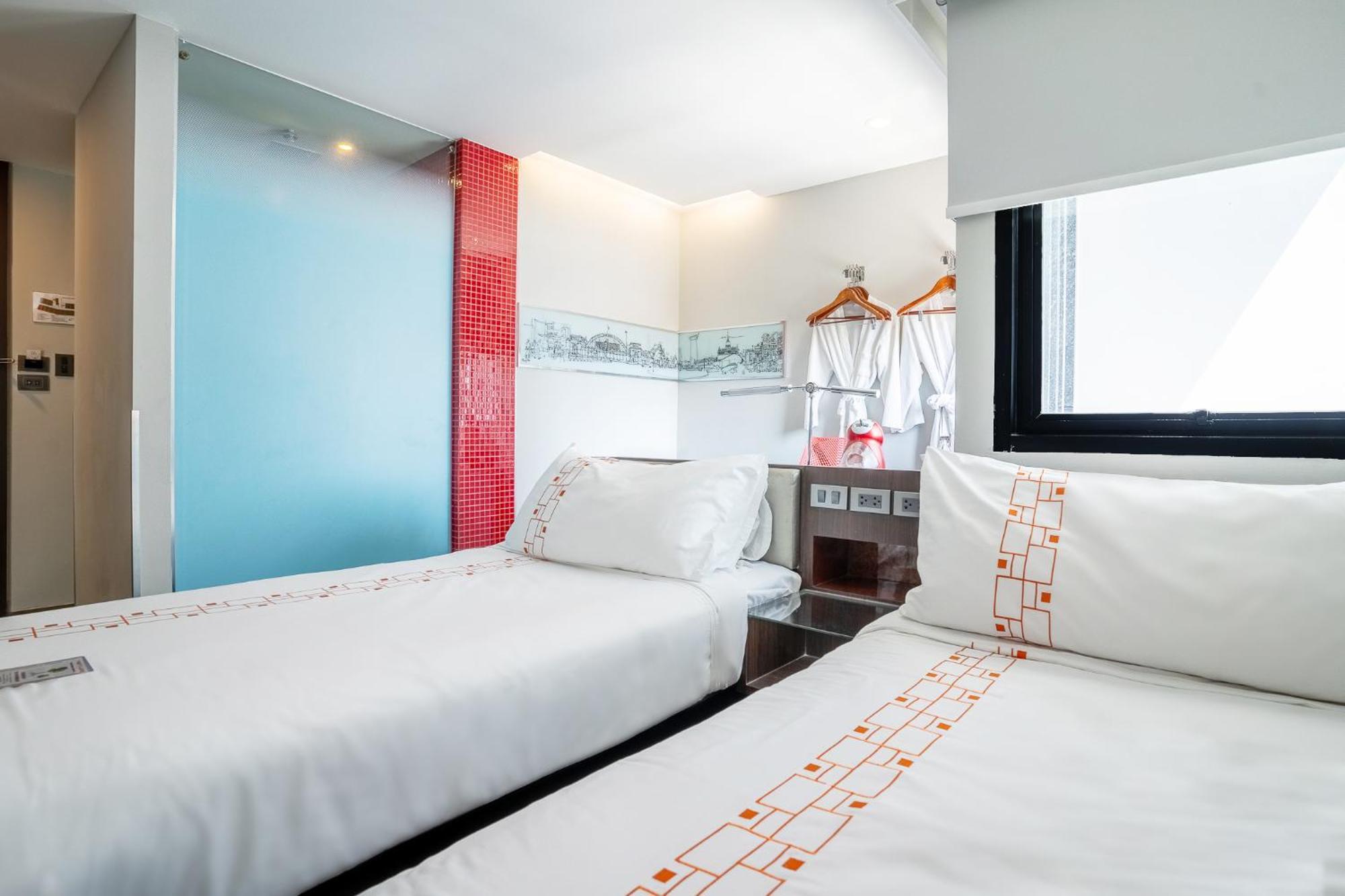 Vib Western Sanam Pao - Sha Bangkok