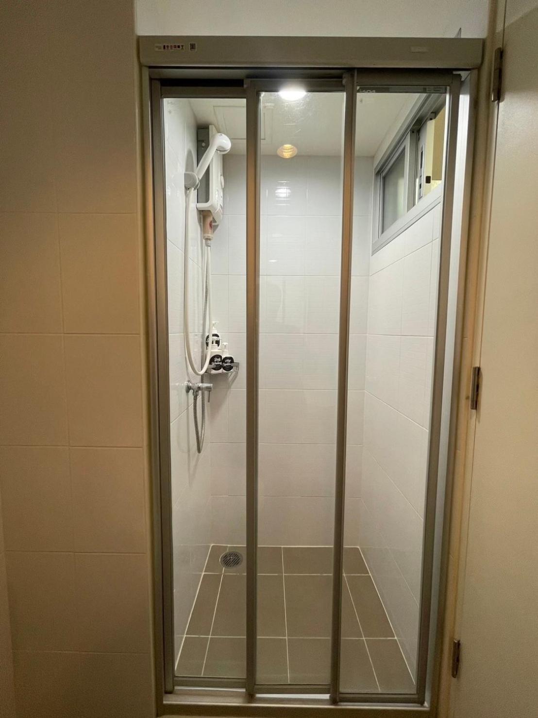 Annahome122@latkrabang Apartamento Banguecoque