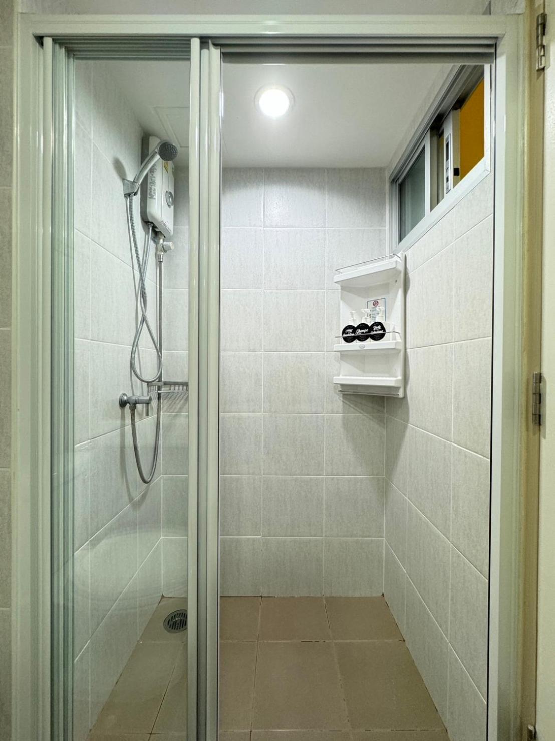 Apartemen Annahome60latkrabang Bangkok