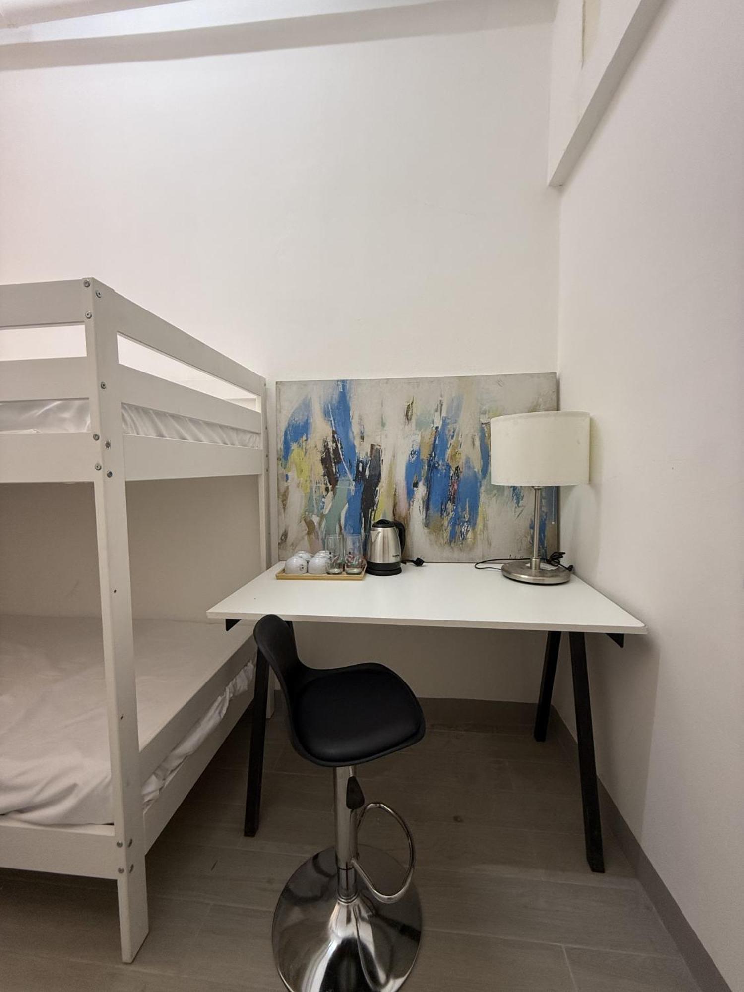 Hostel Twenty Two Place - Sukhumvit 22 *