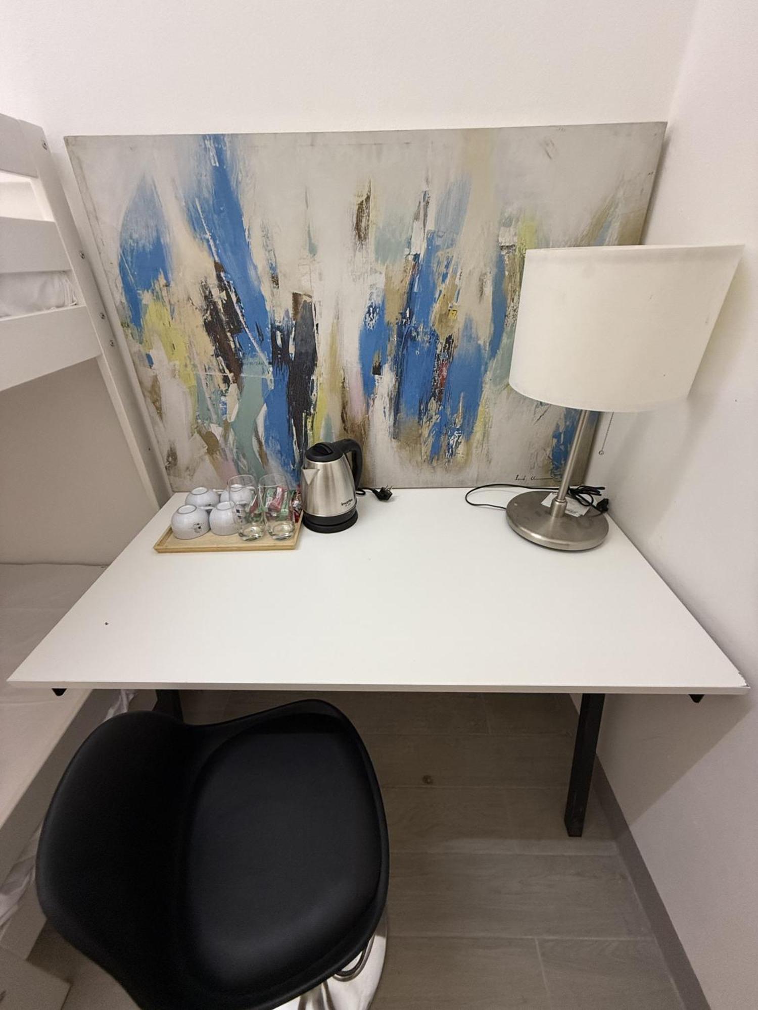 Twenty Two Place - Sukhumvit 22 Hostel *