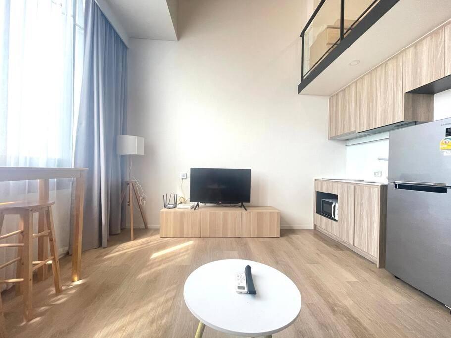 2001bts On Nut Sukhumvit 87 Duplex Apartemen