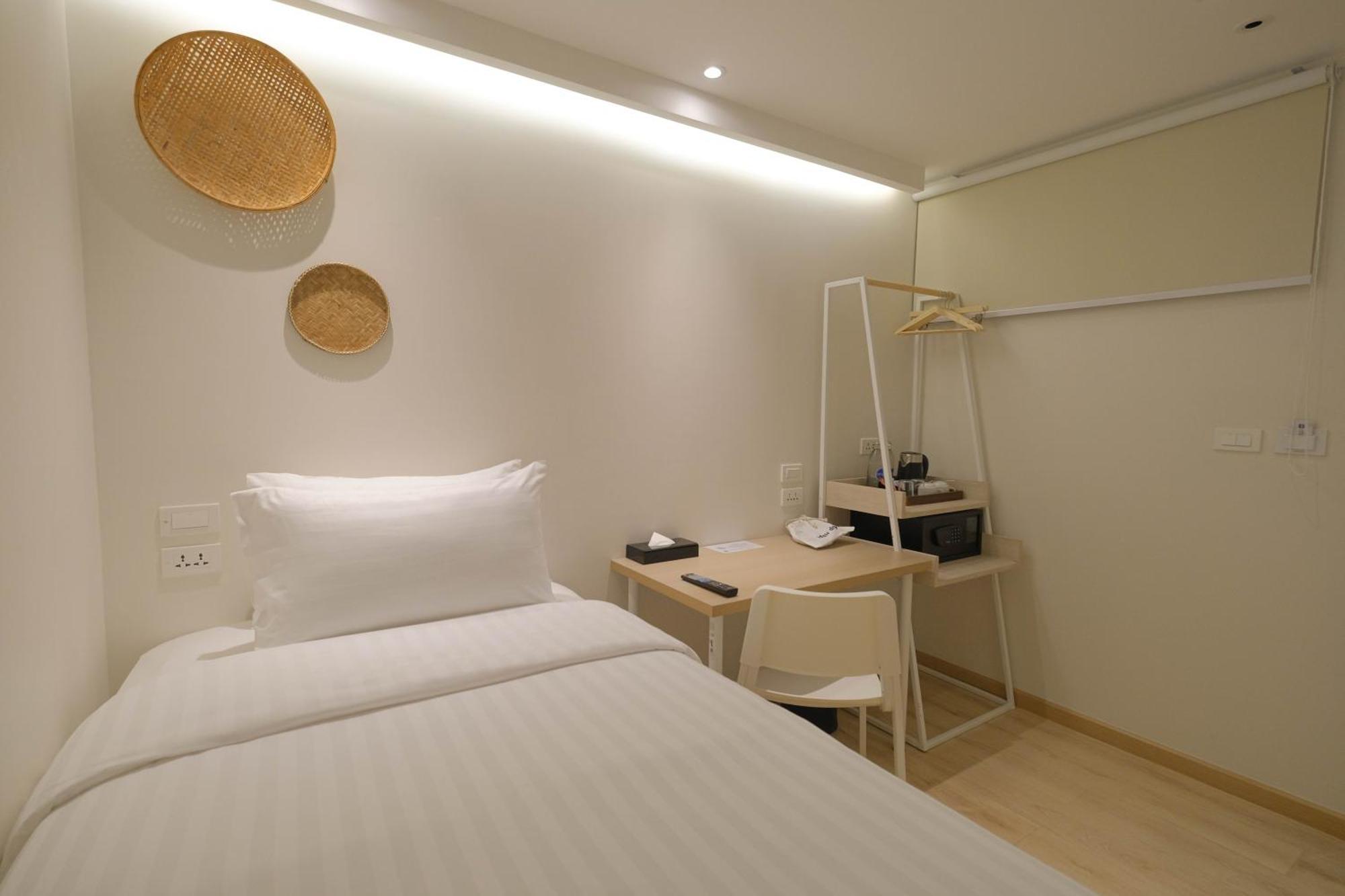 Simplestay Chatuchak, Surestay Collection By Western
