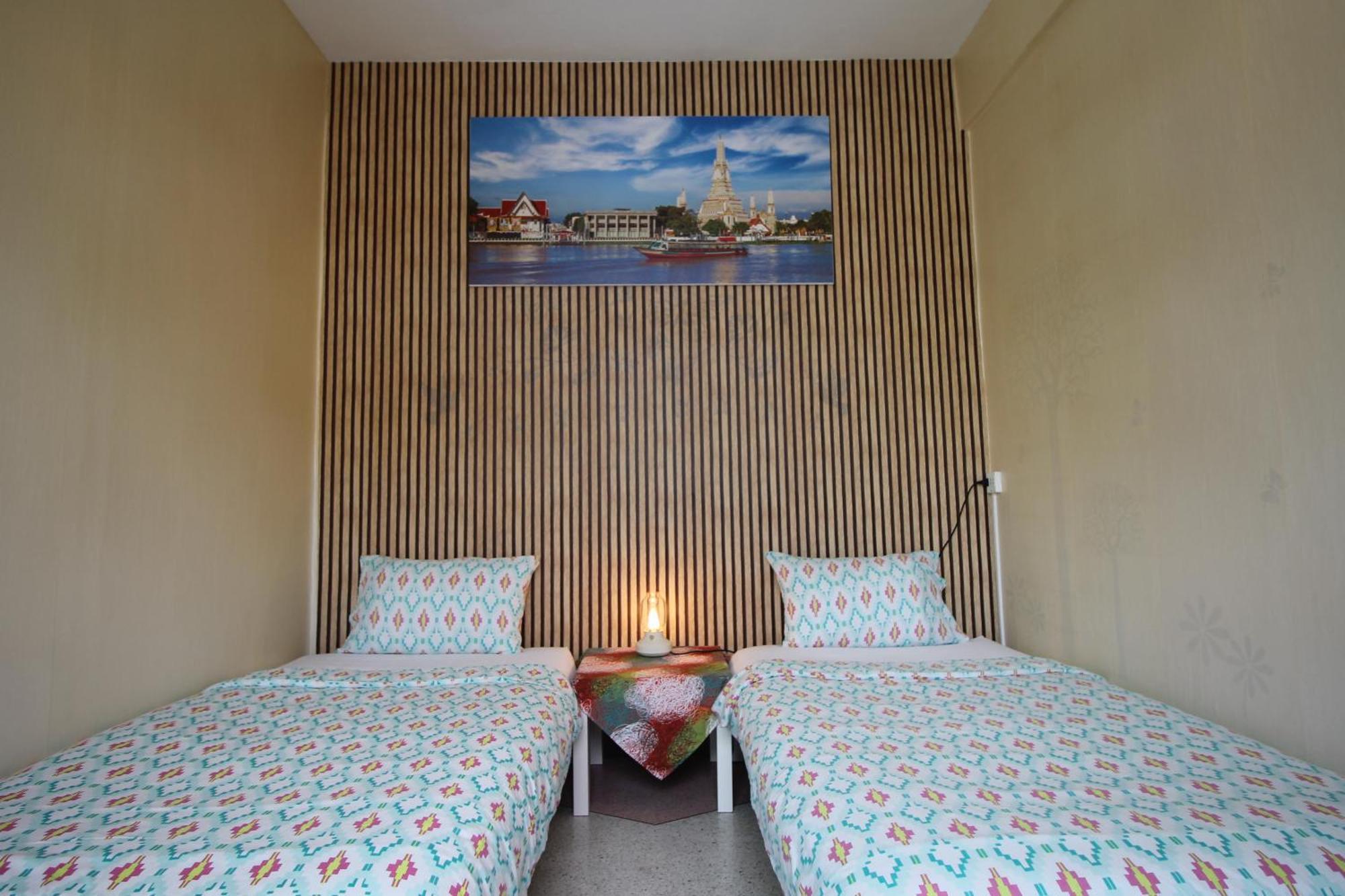 Hostel Baan Nampetch