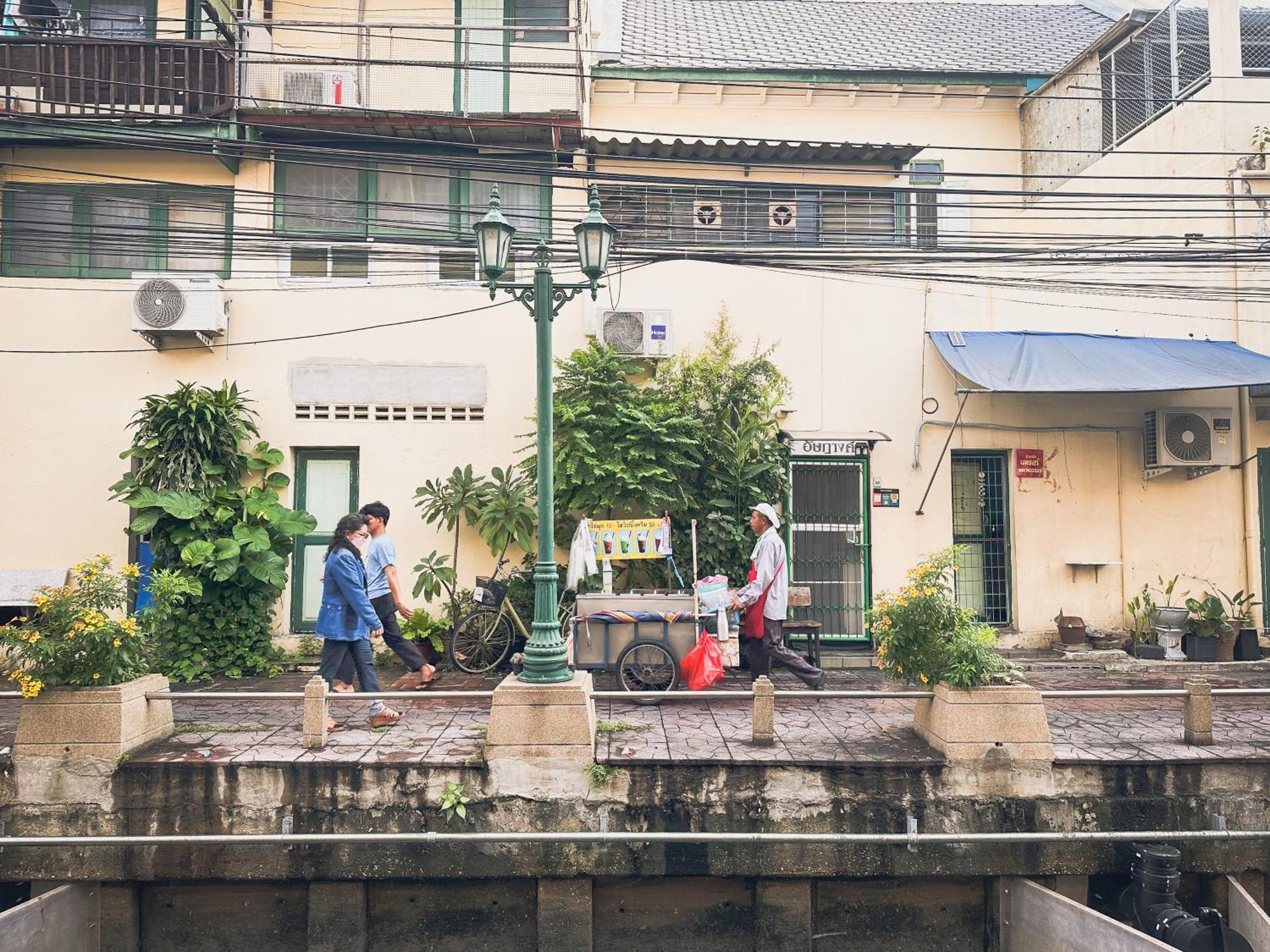 Neighborhood * Bangkok