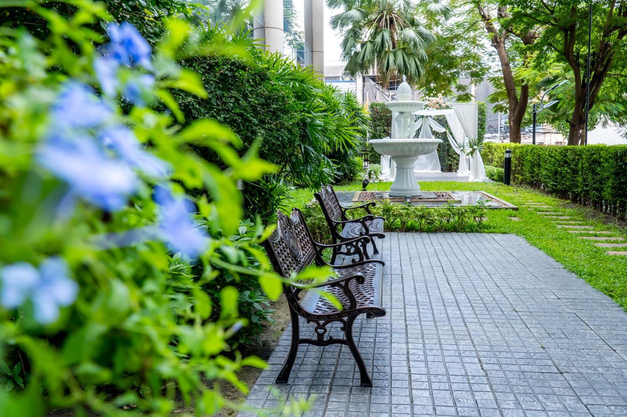 Century Park Bangkok
