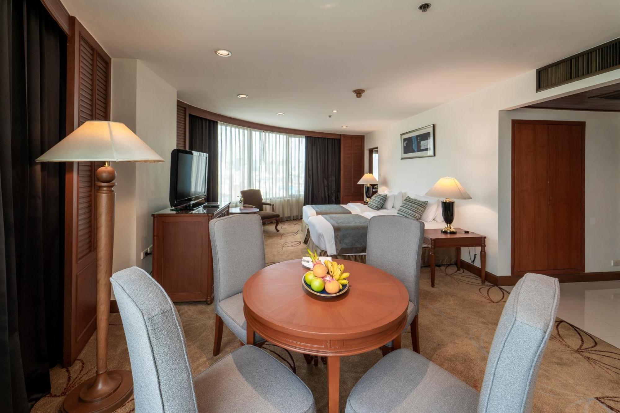 Century Park Hotel Bangkok