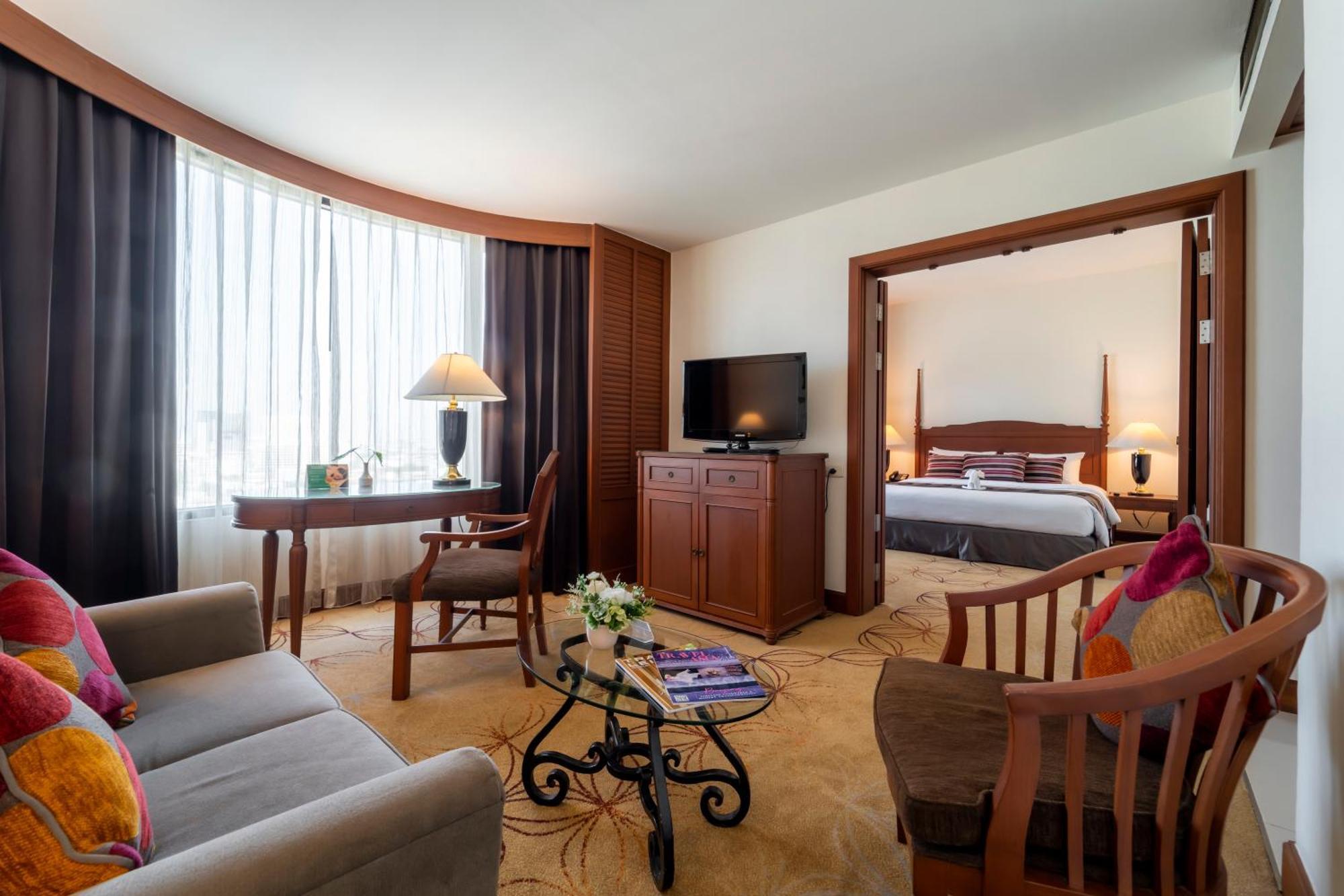 Hotel Century Park