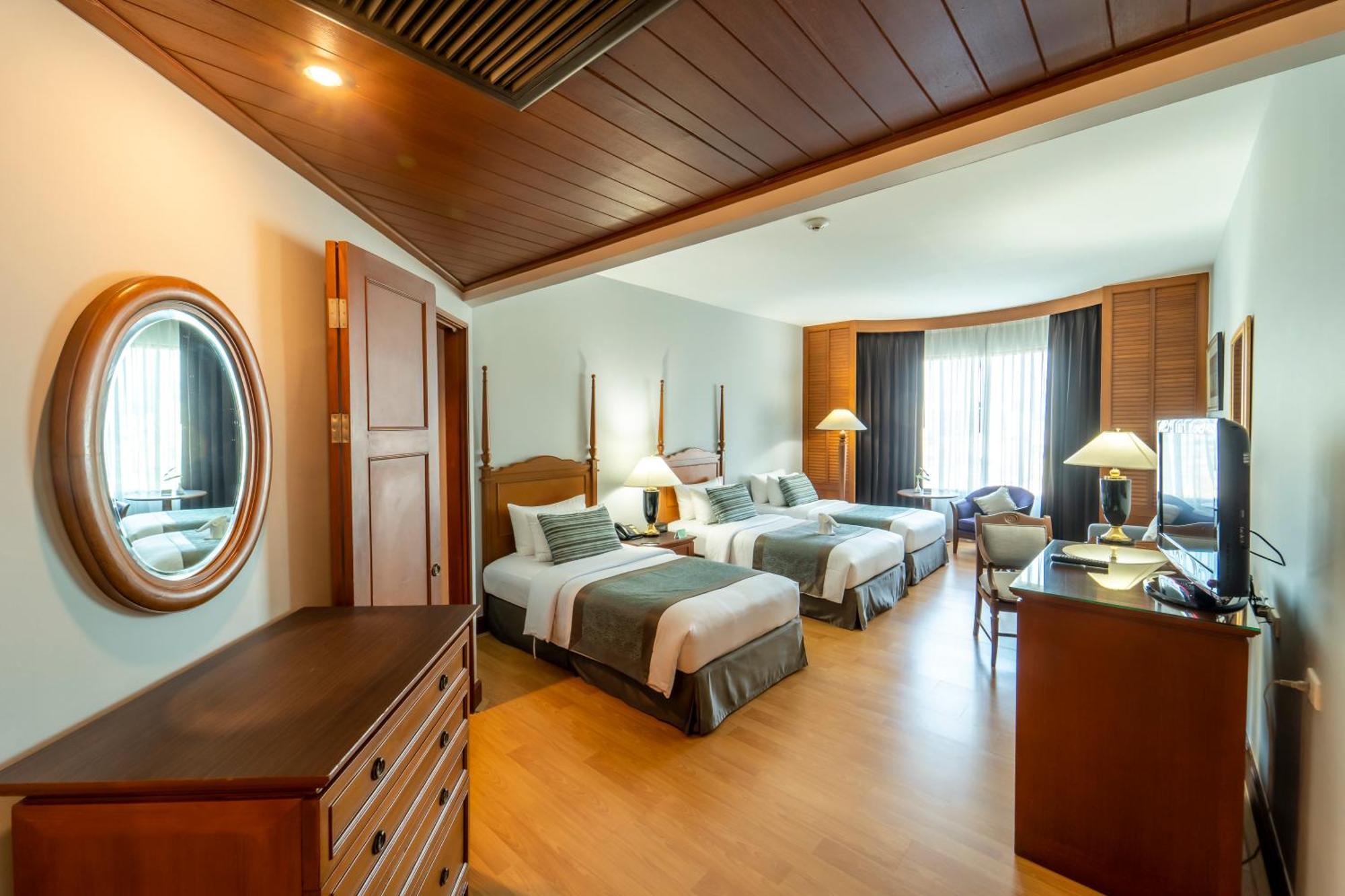 Hotel Century Park