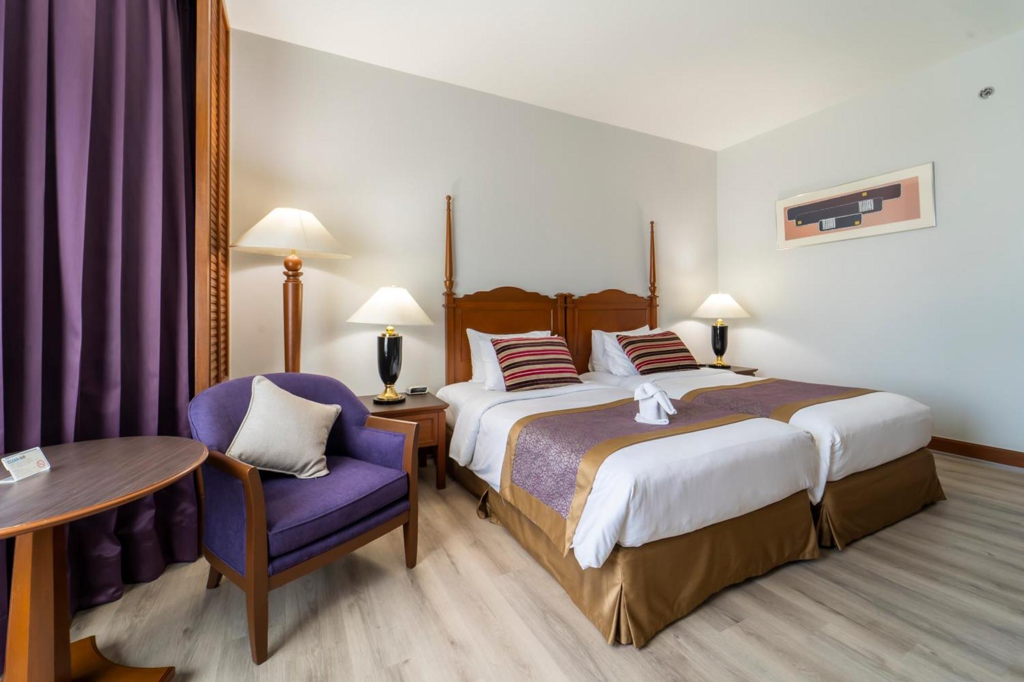 Century Park Hotel