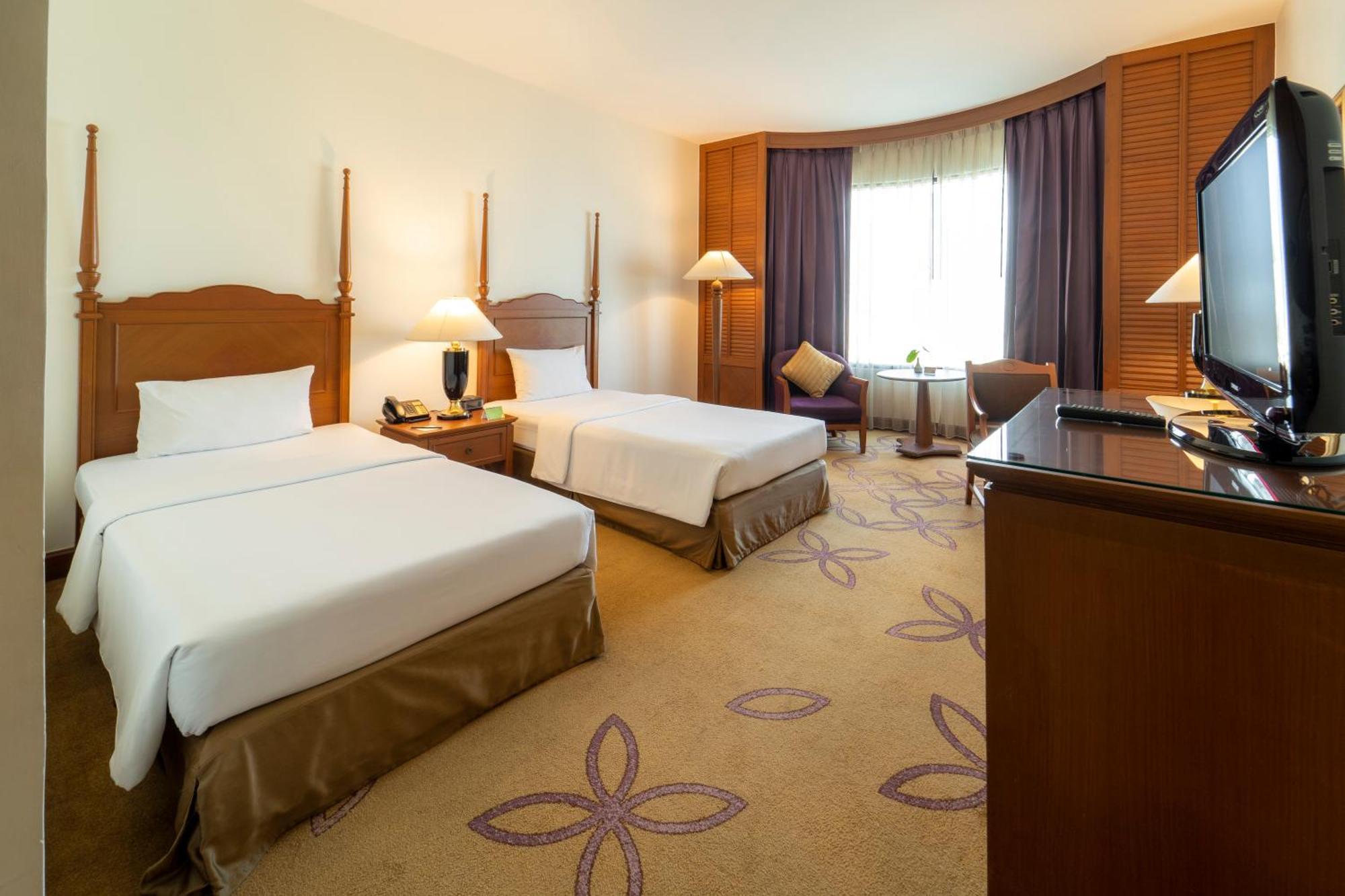 Century Park Hotel Bangkok