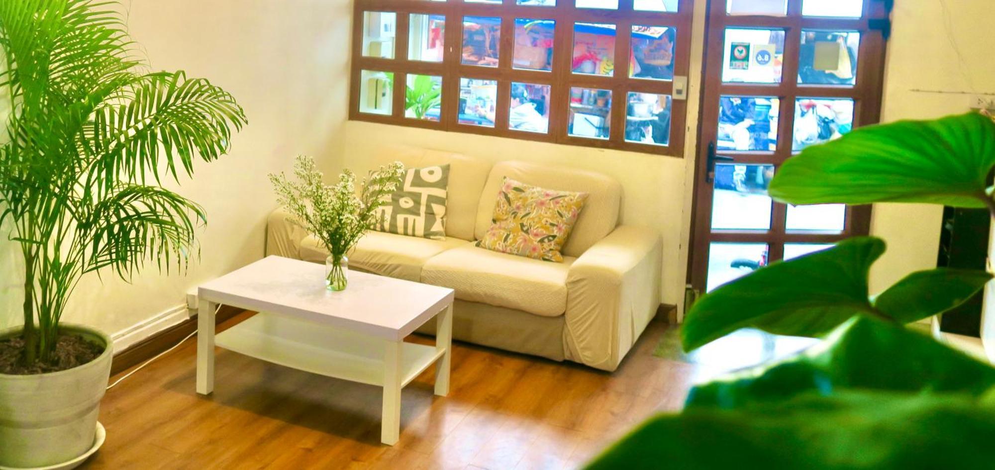 Casa de hóspedes Les Fleurs 2*