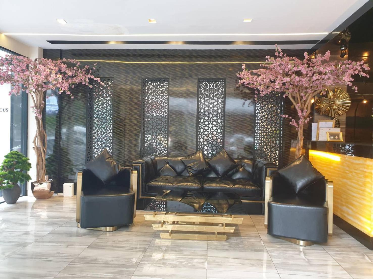 Sakura Sky Hotel