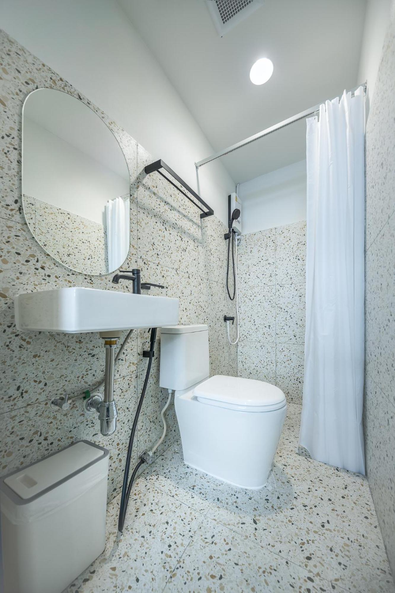 Platinum Premium Deluxe Apartment Bangkok