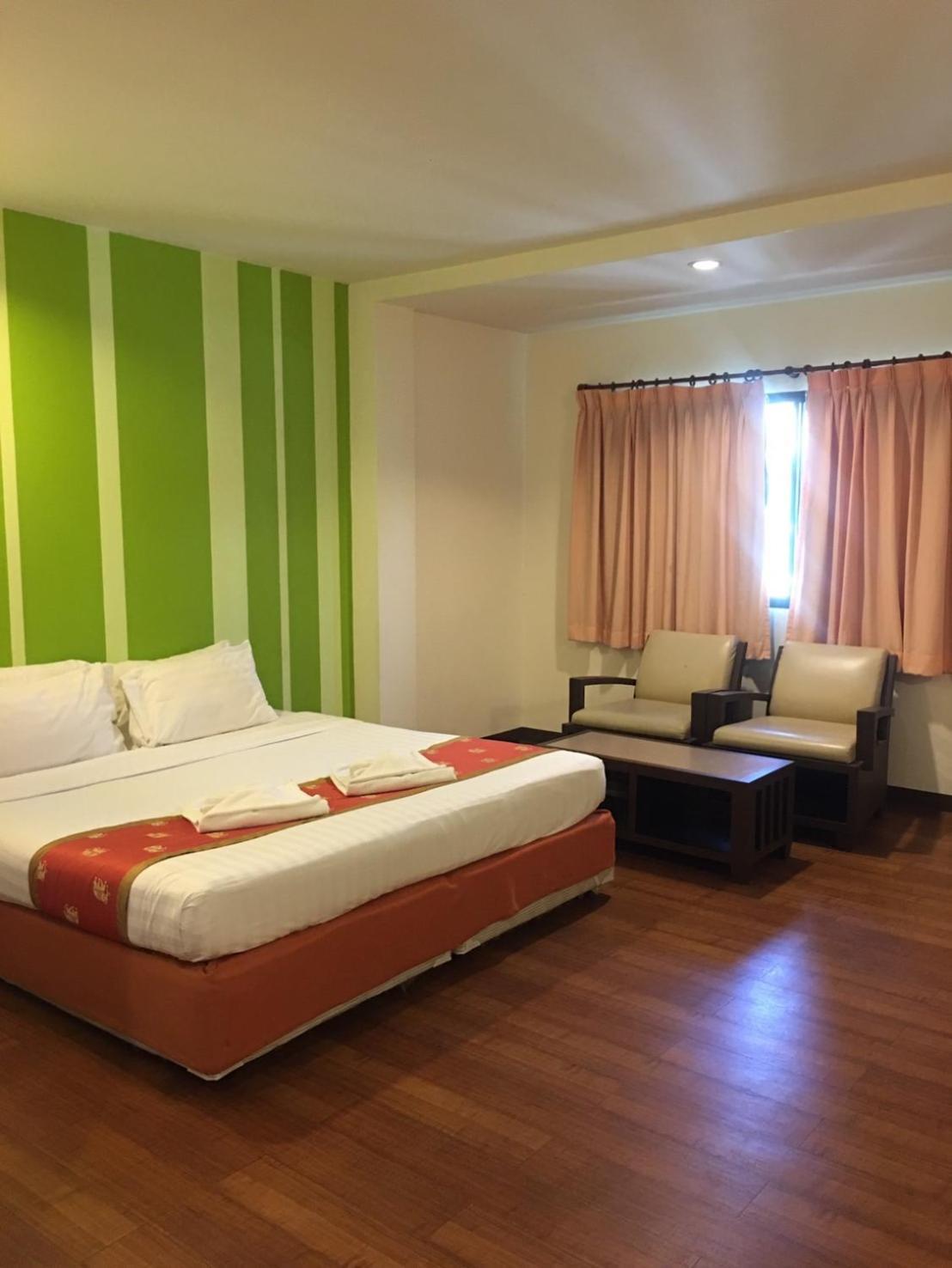 Hotel Woraburi Sukhumvit 3*