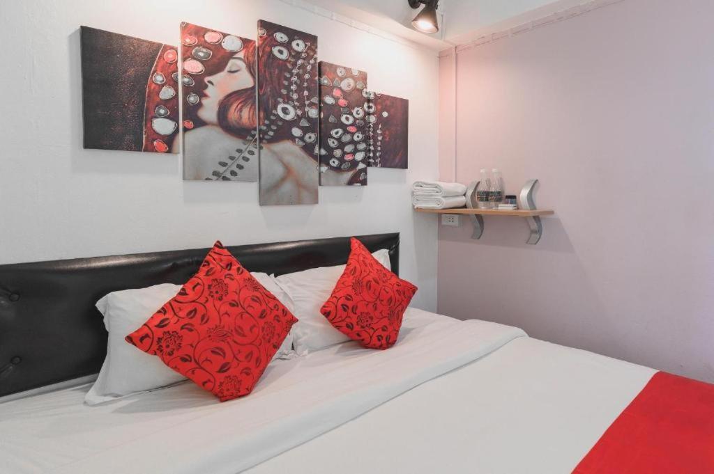 Casa Picasso Near Chabad House 2*