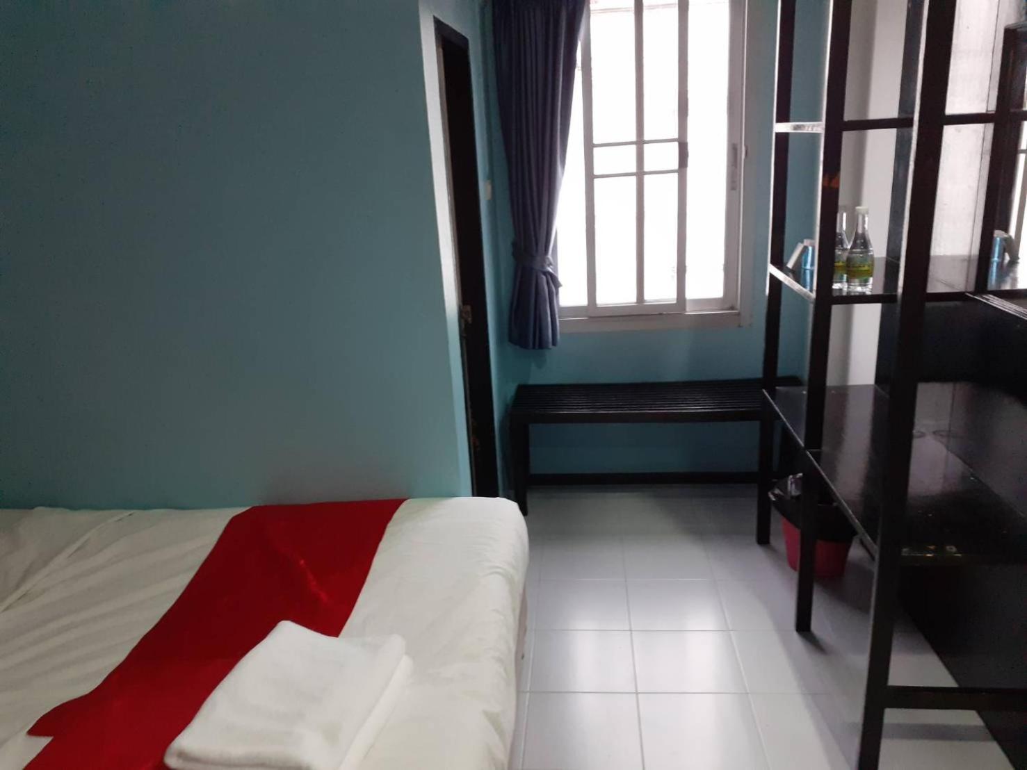 Casa Picasso Near Chabad House Hotel 2*