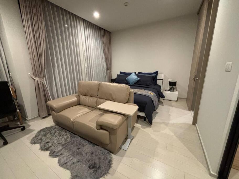 King Bed *