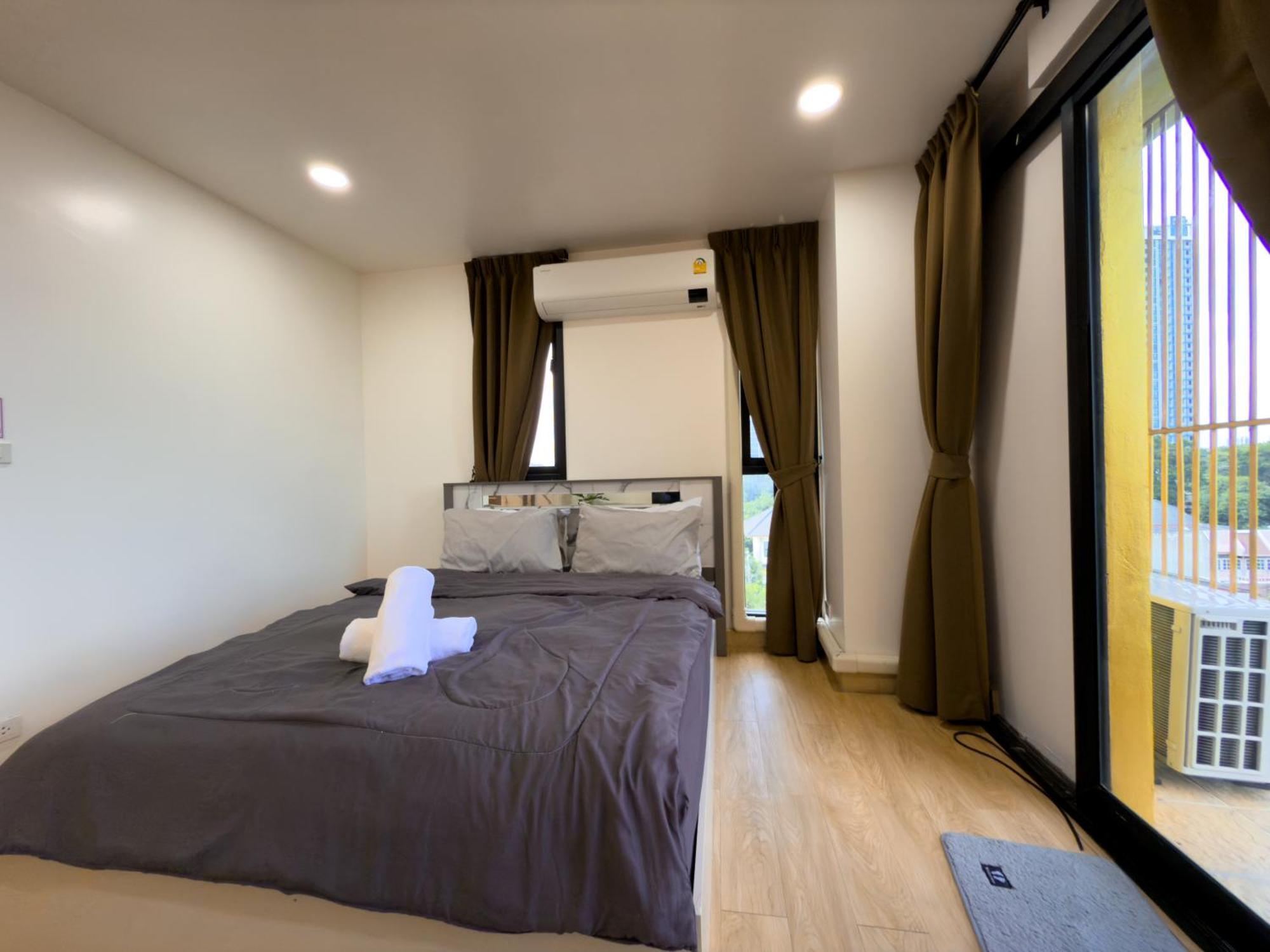 Breezewood Hotel Bangkok