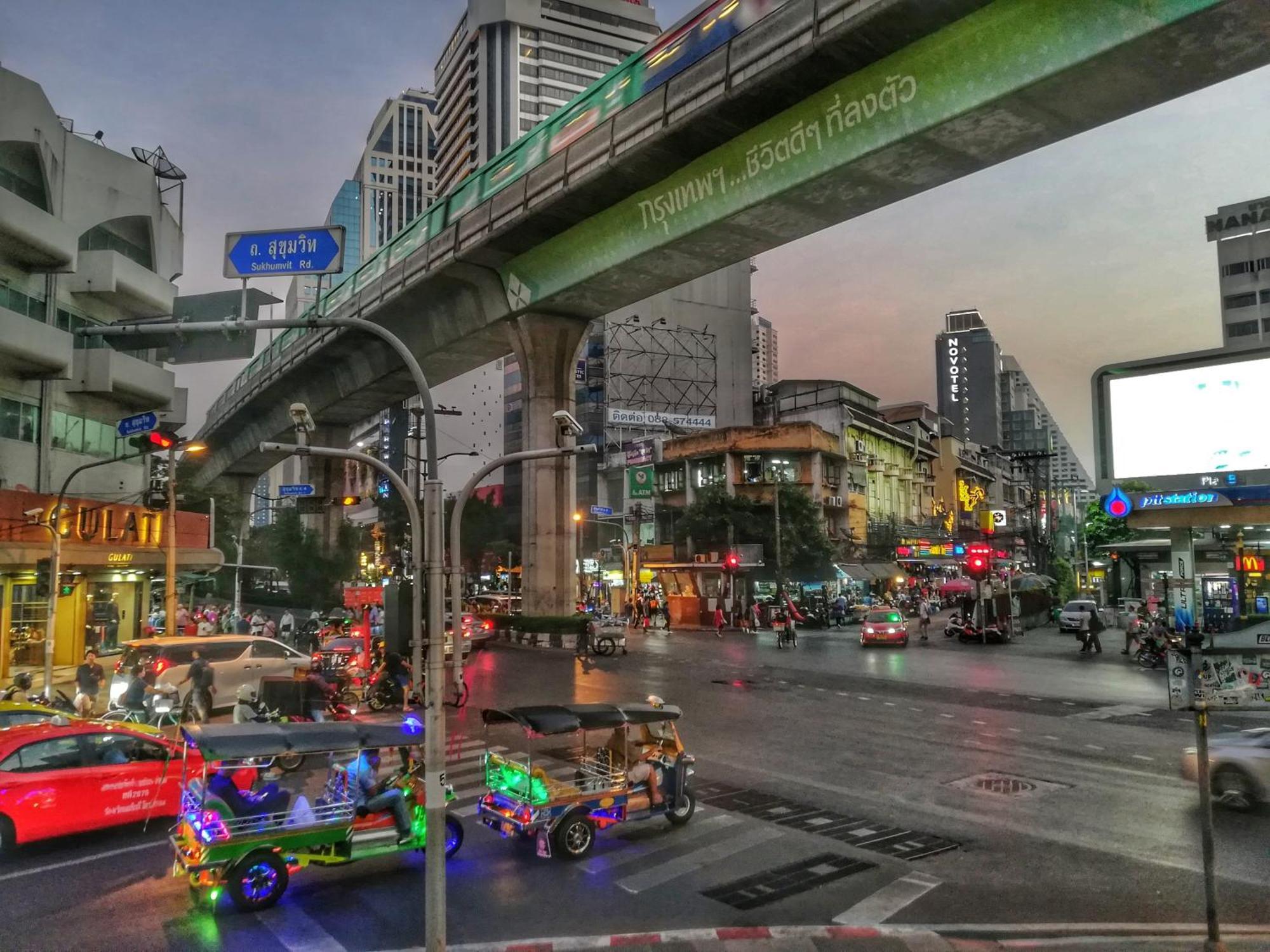 Solitaire Sukhumvit 11 Bangkok