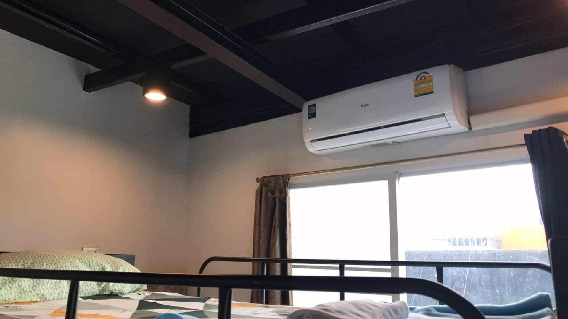 Hostel Baan1668 Hometel Near Chinatown One