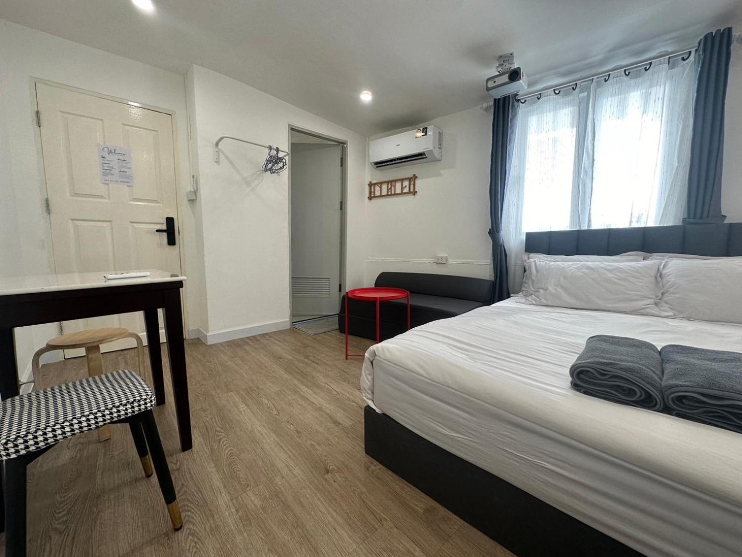 Albergue The White Den Sukhumvit 44