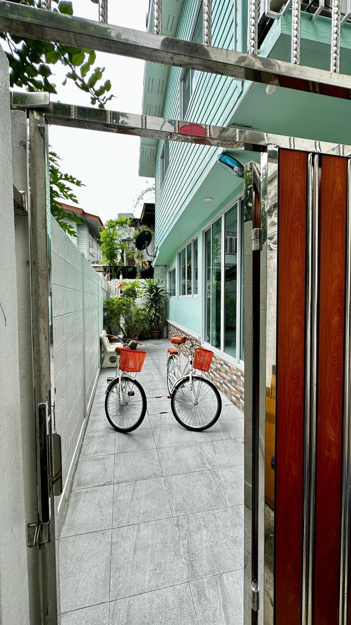 Friend House Bkk * Bangkok