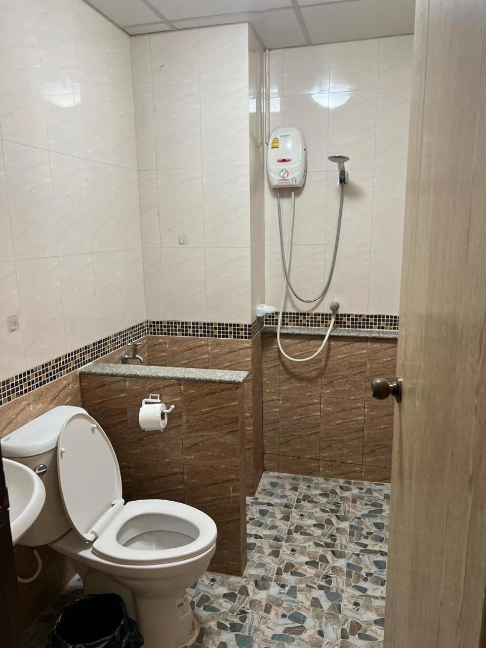 Apartment Go Sao Chingcha - โกอินน์ เสาชิงช้า *