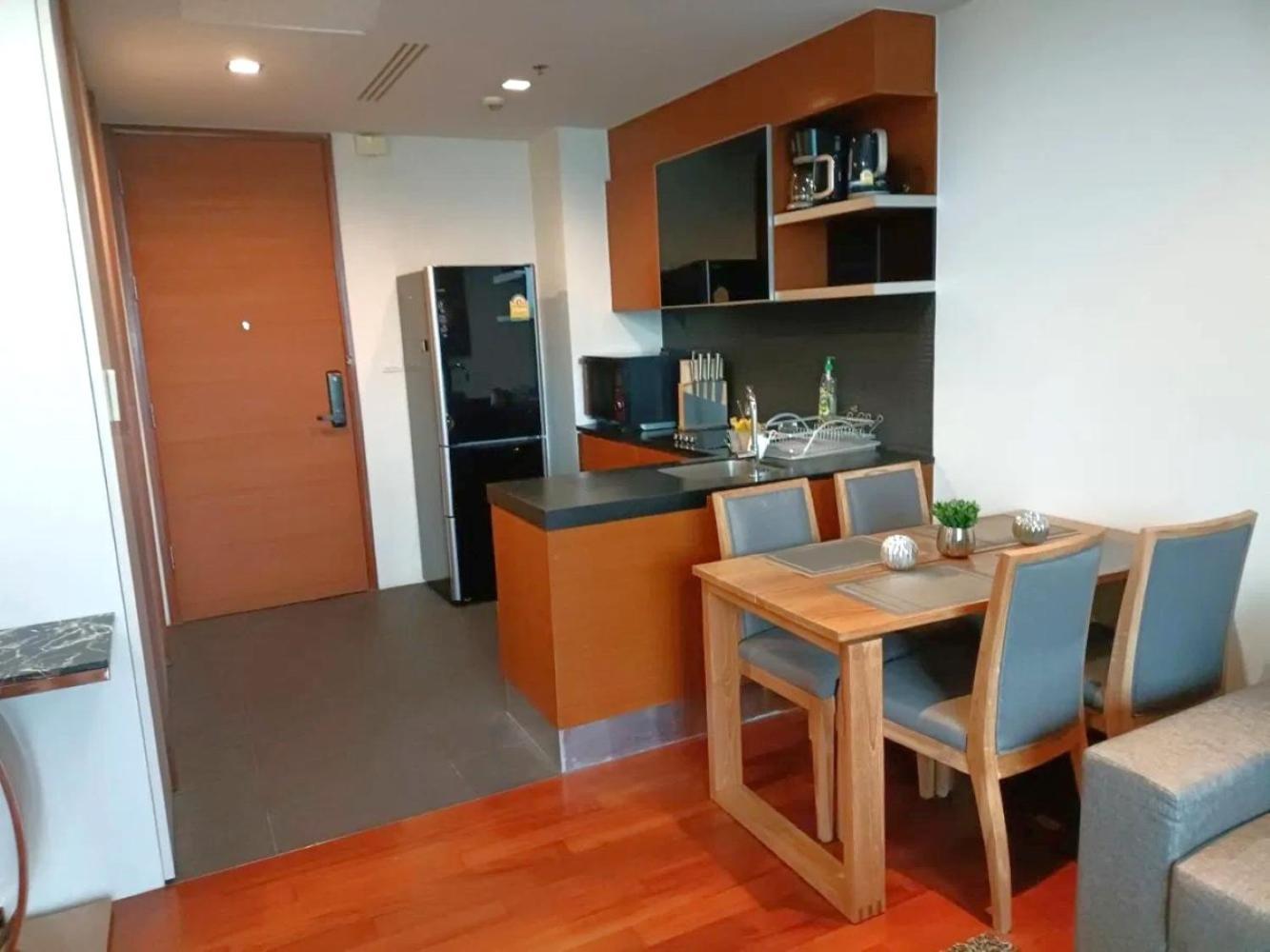 Large Rare Stunning Private Pool On Balcony Thong Lor Bts 105sqm Apartment Bangkok