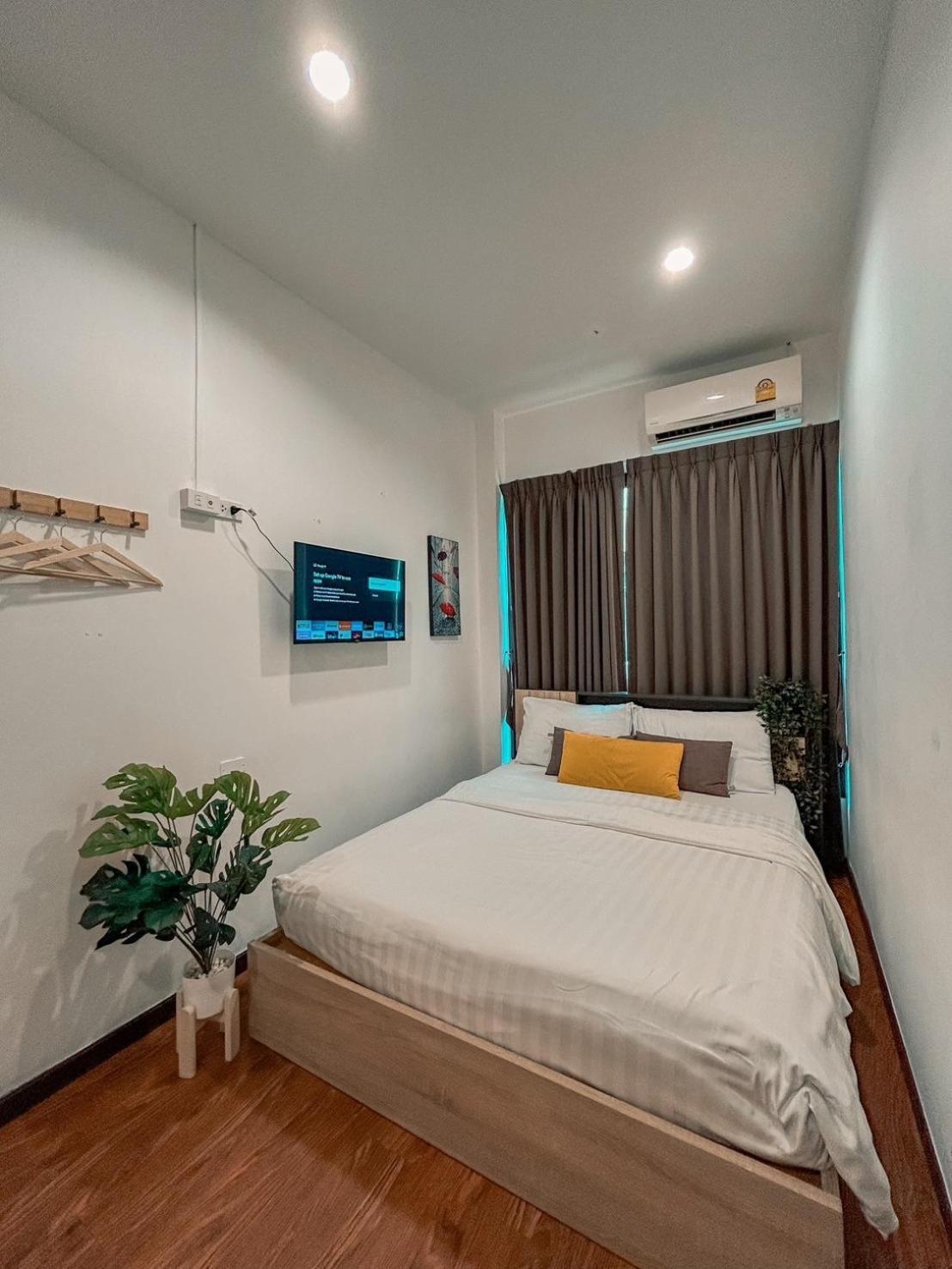 Click Hostel Bangkok