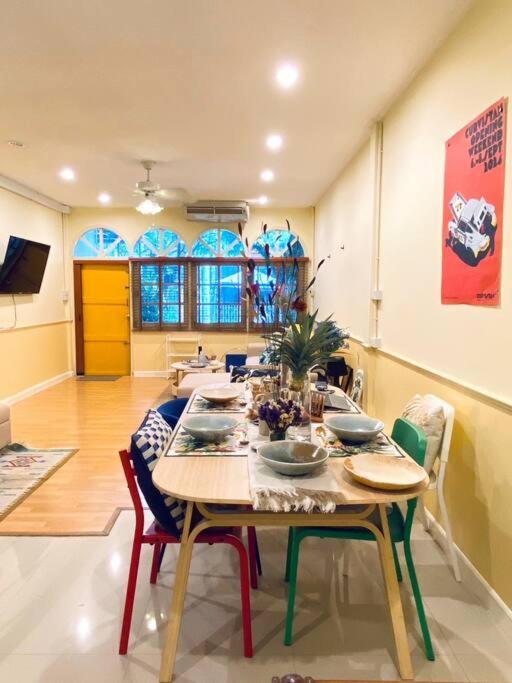 Entire House 6 People 3beds 2baths Near Bts Asoke Terminal21 Holiday home *