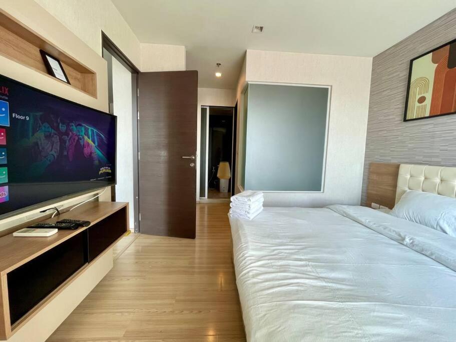 Apartment Opulence Riverview With Train Access