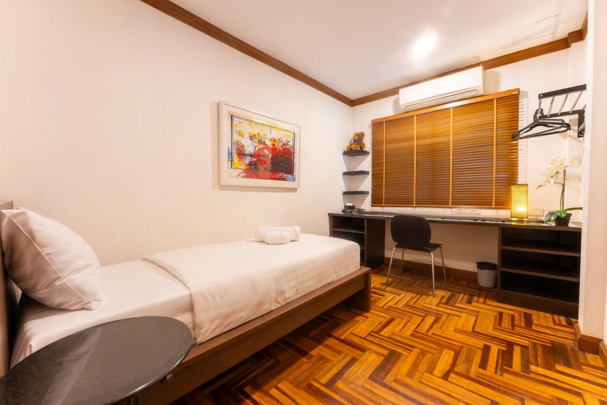 Mak Sukhumvit 15 Bangkok